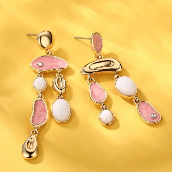 NEW Lady Baroque Freshwater Pearl Drop Earrings - Picture 2 of 3